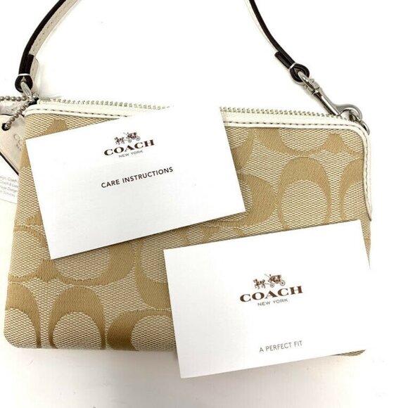 Coach Corner Zip Wristlet Wallet Signature Print - Picture 7 of 8